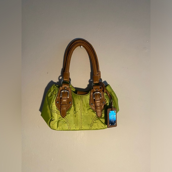 Nine West - Picture 1 of 8